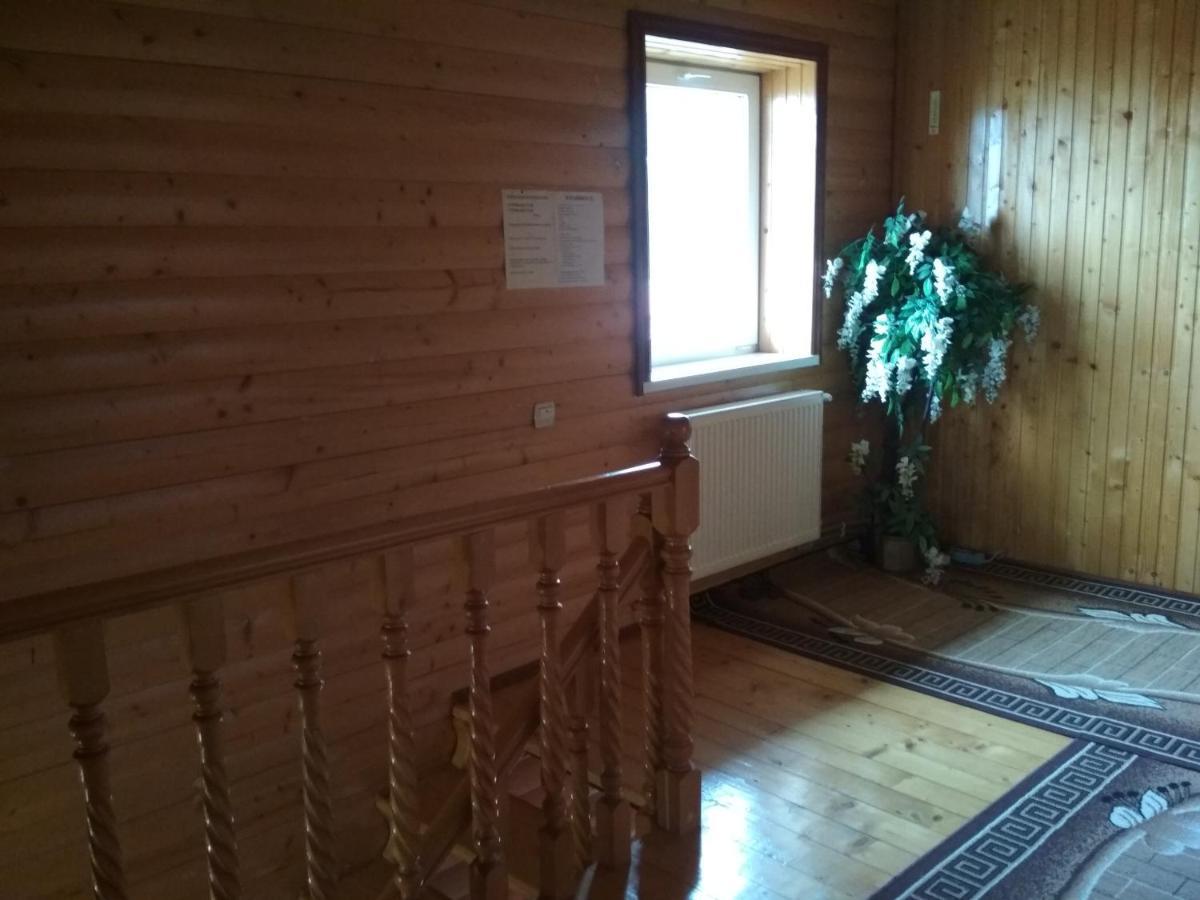 Milana Guesthouse Slavske Exterior photo